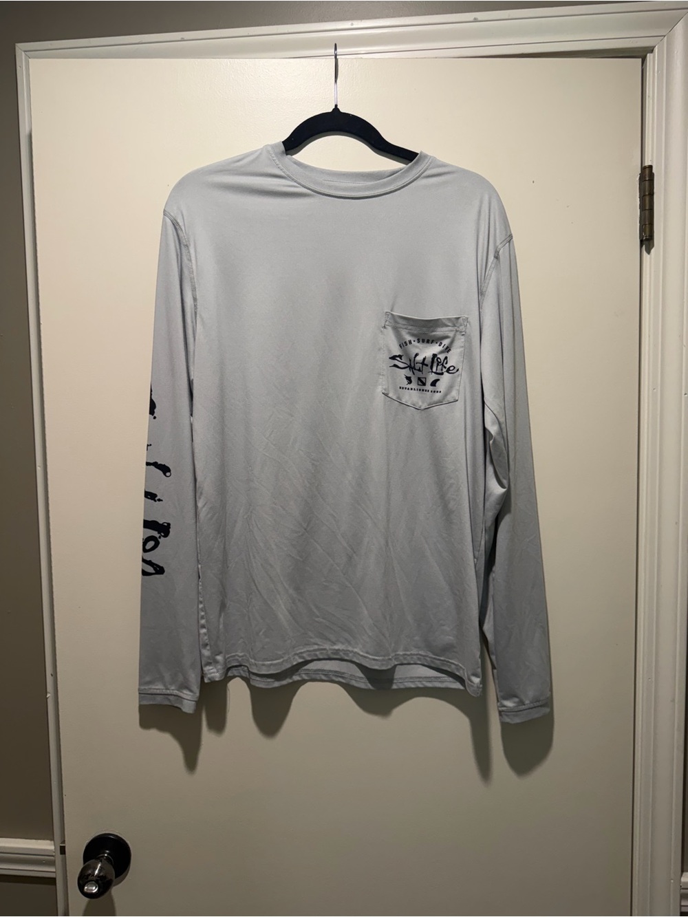 Salt Life SLX Men’s Gray Performance Fishing Long Sleeve Shirt S